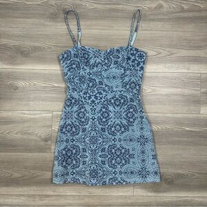 Urban Outfitters Blue Velvet Brocade Mini Dress Adjustable Straps Size‎ M NWT